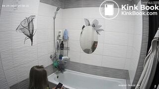 voyerhouse girl plops