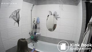 voyerhouse girl plops