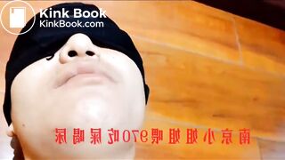 Chinese Femdom poops in slave's mouth