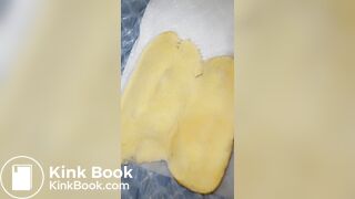 Famous pornstar shits in a hotdog bun