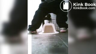 pooping - video 636