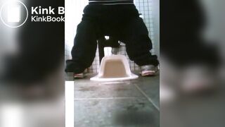 pooping - video 636