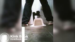 pooping - video 636
