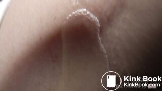 Cat sniffing girl. Shit also comes out, ... edition