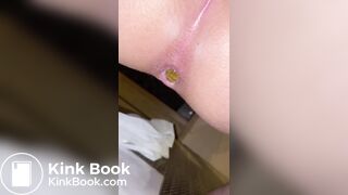 Japanese Twitter College Girl Very Very Big Poop - video 2