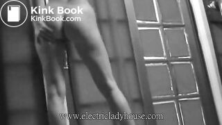 Francesca striptease poop