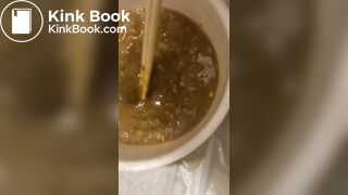 Japanese Twitter Crazy Girl Diarrhea and pee