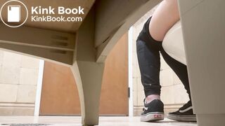 Co worker poop side view