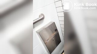 MISTRESS SCAT BATHROOM MESS