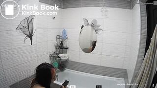 voyerhouse girl explosive poop