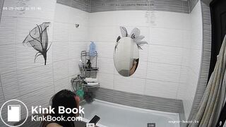 voyerhouse girl explosive poop