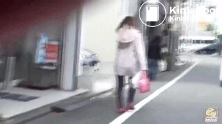 Japanese pooping voyeur - video 3