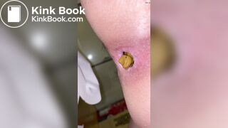 Japanese Twitter College Girl Very Very Big Poop