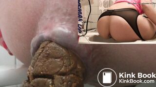 Sexy girl pooping 1.1