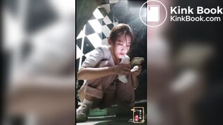 Voyeur beautiful girl pooping