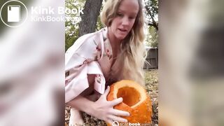 Pretty Milf Shitting 2Times