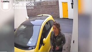 Woman poo - video 4