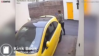 Woman poo - video 4