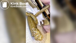 Japanese Twitter College Girl Big Long Poop - video 19