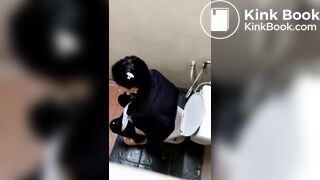 Thai girl poop - video 10