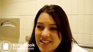 pooping - video 600