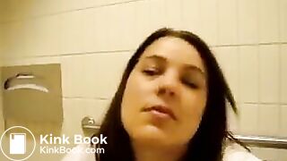 pooping - video 600
