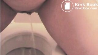 Cute feet PAWG poops at home