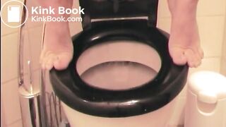 Cute feet PAWG poops at home