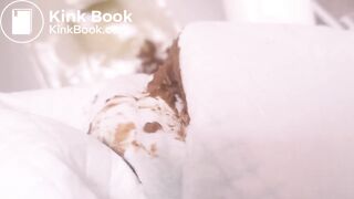beautiful girl shitting - video 12