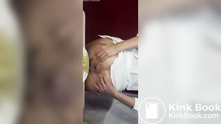 GIRL SHITS IN SPAGHETTI