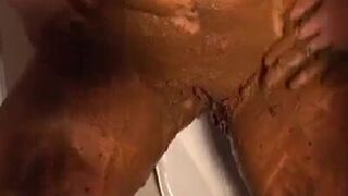 BETTY-PERVERS HAVING FUN IN BATHROOM