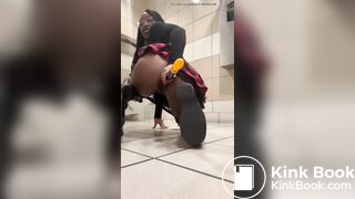 Sexy ebony shits coffee like liquid from ass n drinks