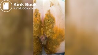 Jeans poop - video 26