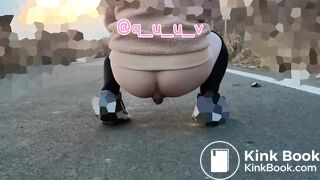 JAPANESE GIRL POOPING - video 32