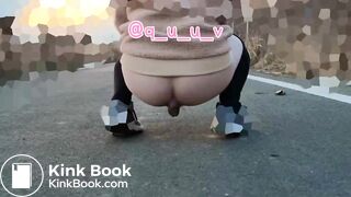 JAPANESE GIRL POOPING - video 32