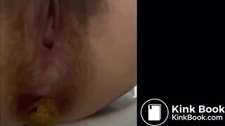 Japanese Twitter girl poop11