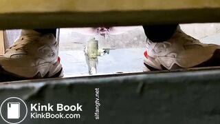 girl poop voyeur - video 39