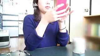 Japanese Girl pooping
