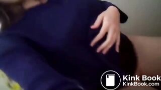 Japanese Girl pooping