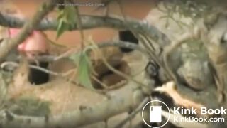 3 girls drop logs on beach