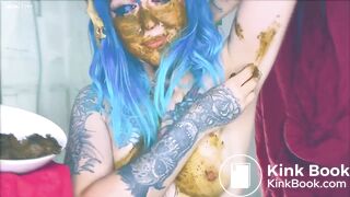 Sexy girl smearing on pits