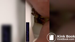 ebony poop - video 5