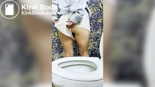 toilet shitting - video 8