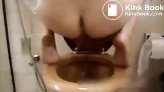 pooping - video 292