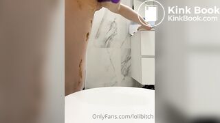 Hot French Girl Toilet Fun 3