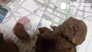 Pretty Japanese girl poops like a dog