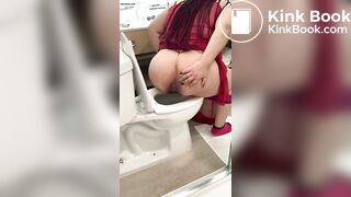 Bbw pooping - video 18