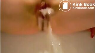Pee and poop in bath - video 2