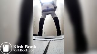 Cute Russian Milf great wc poop