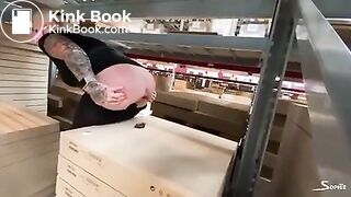 devil-sophie – Shopping when the shit presses